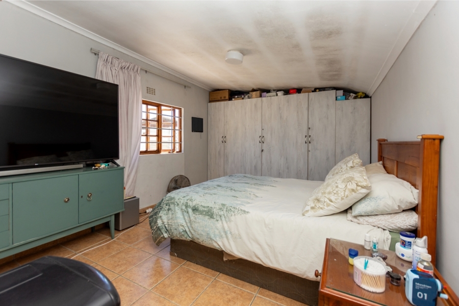 4 Bedroom Property for Sale in Laaiplek Western Cape